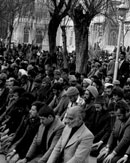 بررسی سیر اعتصابات ادارات مشهد از خرداد ماه تا بهمن 1357